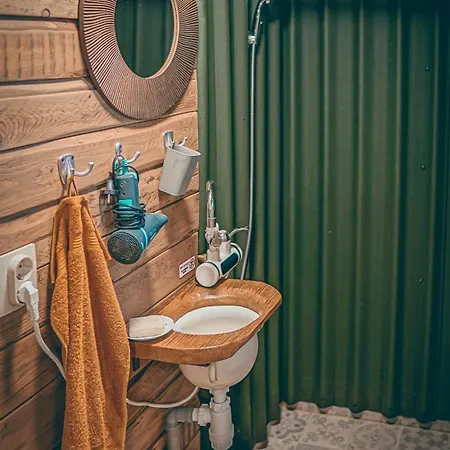 Kiskas - Eco Riparian Foresthouse *