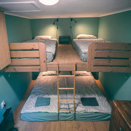 Kiskas - Eco Riparian Foresthouse