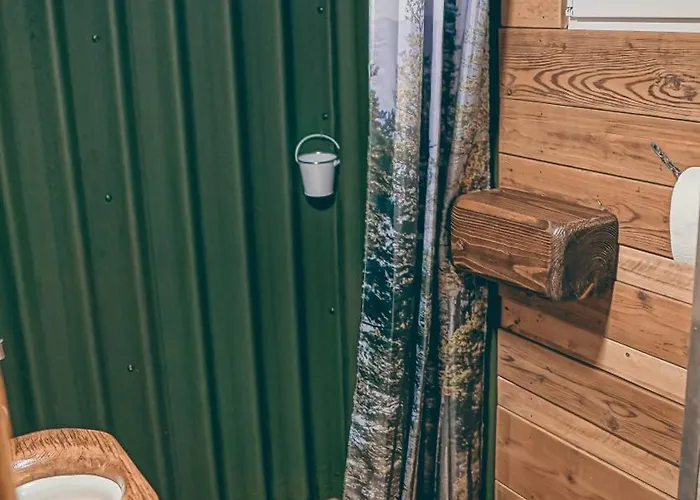 Kiskas - Eco Riparian Foresthouse 包姚